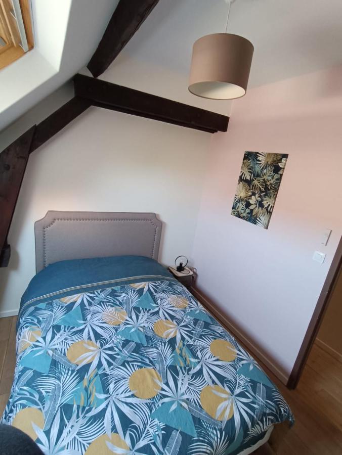Maison Chaleureuse Avec Netflix Et Ps5 Valenciennes Eksteriør bilde