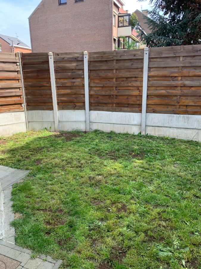 Maison Chaleureuse Avec Netflix Et Ps5 Valenciennes Eksteriør bilde